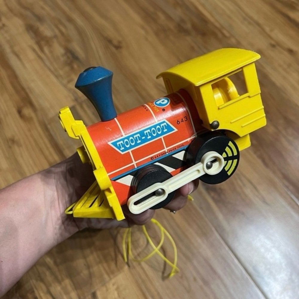 1964 Fisher Price Toot Toot Train‎ Engine Pull Along Toy # 643 Vintage Classic